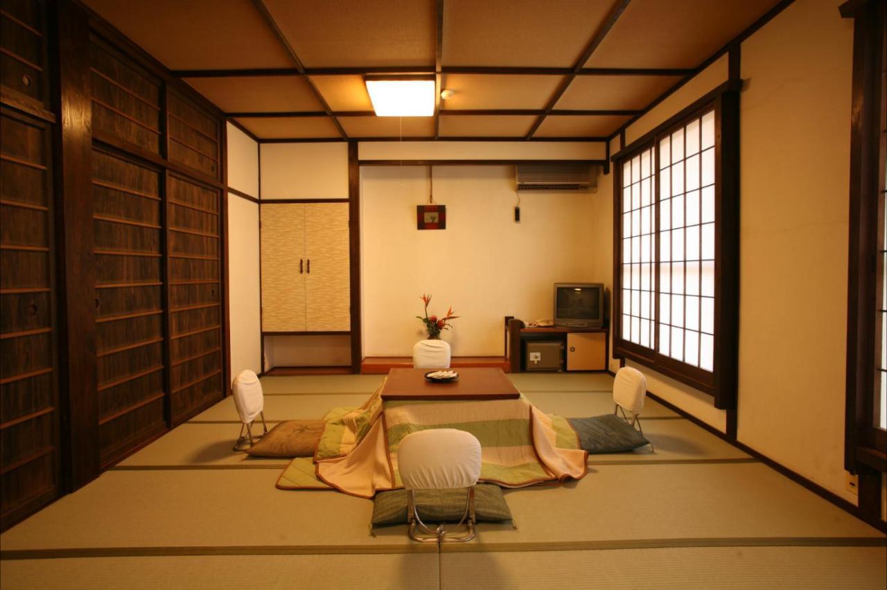 Yubaraonsen Yubaranoyado Komeya Maniwa Exterior photo